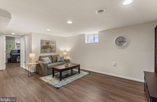 13008 Evanston St, Rockville MD 20853-3027 exterior