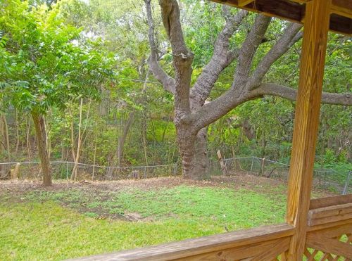 2302 Alta Vis Ave, Austin TX 78704-5227 exterior