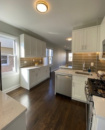 3535 Natchez Ave, Chicago IL 60634-3817 exterior