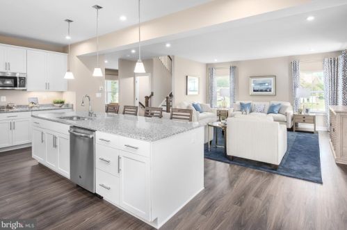 4218 Grandview Rd, Hanover PA 17331-9753 exterior