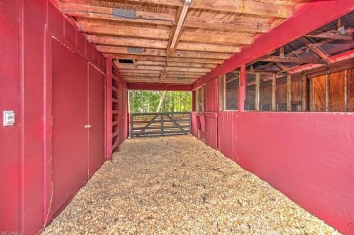 5960 Copper Leaf Ln, Naples FL 34116-6741 exterior