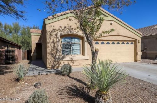 4005 Coolbrooke Dr, Tucson AZ  85756-3084 exterior