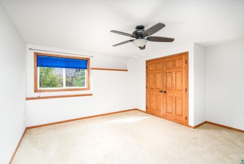 306 Buffalo St, Duluth MN 55811-2334 exterior