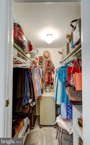 407 Valleybrook Dr, Lancaster PA 17601-4612 exterior