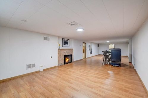 4510 Odana Rd, Madison WI  53711-1445 exterior