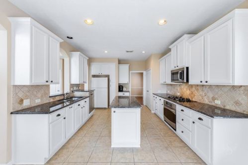 28211 Cross Creek Springs Ln, Fulshear, TX 77441-2022