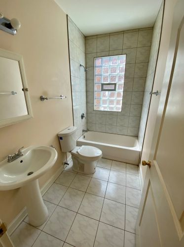 7025 Morgan St, Chicago IL 60643-5510 exterior