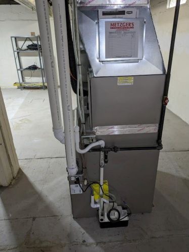 320 Buchanan Ave, Kalamazoo MI  49001-5320 exterior