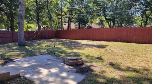 437 Forsythe Dr, Dallas TX 75217-6200 exterior