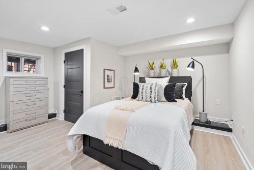 32 Franklin St, Washington DC  20002-1008 exterior