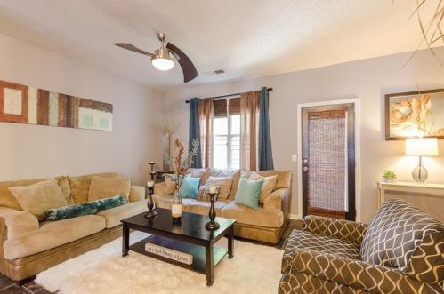 1510 Bayrose Cir, Atlanta GA 30344-8201 exterior