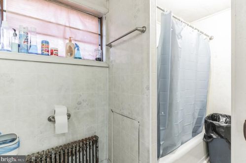 210 York St, Pottstown PA 19464-5252 exterior