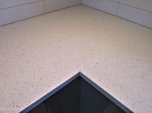 3008 Dickson Dr, Tucson AZ 85716-1722 exterior