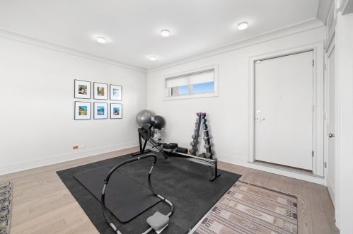 1630 Pr Ave, Chicago IL 60653-3207 exterior