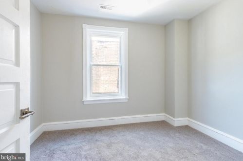 5132 12 St, Philadelphia PA 19123-1103 exterior