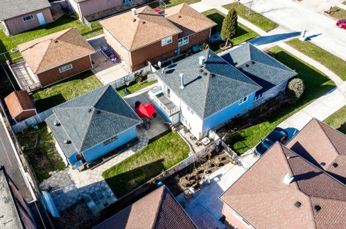 4905 124 St, Chicago IL 60628-7240 exterior