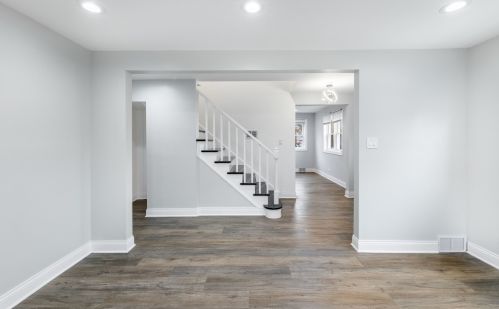 5009 Lavergne Ave, Chicago IL 60638-5831 exterior