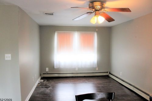 148 Columbus Ave, Hasbrouck Heights NJ 07604-1621 exterior