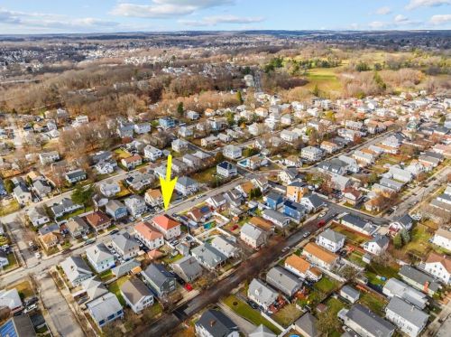 147 Unit St, Providence RI  02909-3929 exterior