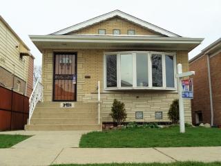 3914 62 Pl, Chicago IL  60629-4018 exterior