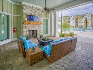 501 Hinson Dr, Myrtle Beach SC  29579-4438 exterior