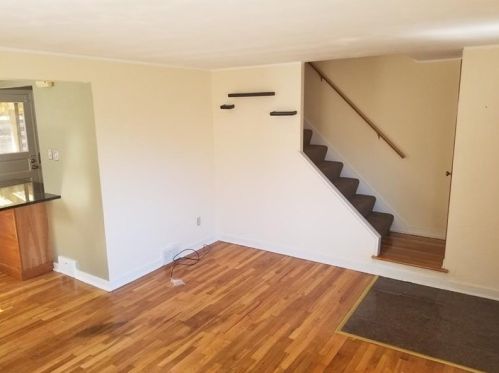 420 Jacobson Dr, Pittsburgh PA  15227-3112 exterior