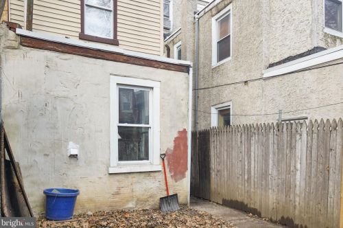 2117 Franklin St, Philadelphia PA  19122-1321 exterior