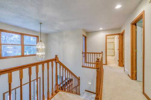 27526 Rolling Pines Ct, Lawton MI 49065-8601 exterior