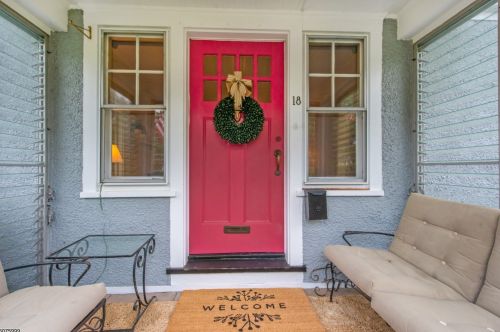 18 Columbus Ave, Montclair, NJ 07042-5006