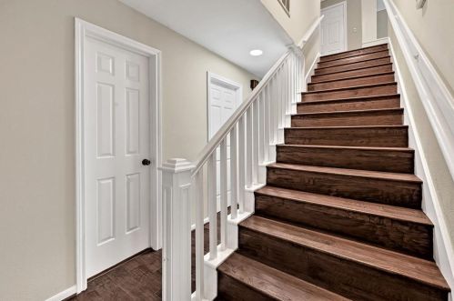 13501 Northshore Dr, Montgomery TX 77356-5371 exterior