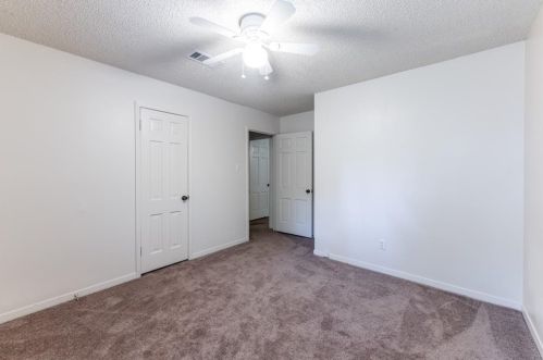 2525 Robinson Way, Huntsville TX exterior