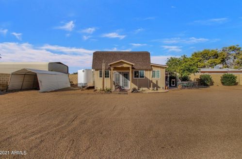 8622 40 Dr, Phoenix AZ 85019-1206 exterior