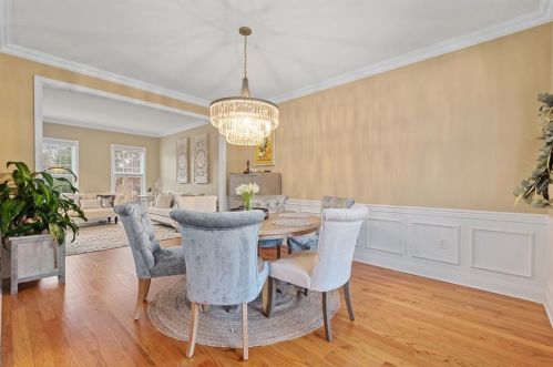 2419 Orchard Dr, Pittsburgh PA  15241-2542 exterior