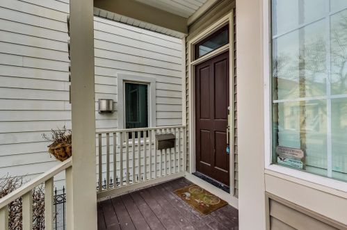 2231 Melrose St, Chicago IL  60618-6315 exterior