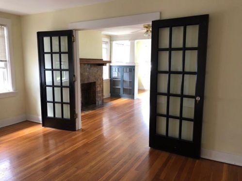 701 End Ave, Pittsburgh PA  15221-3490 exterior