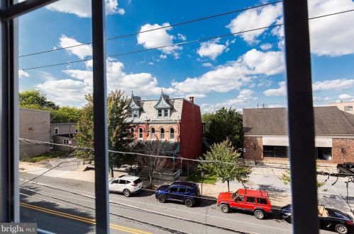 214 James St, Lancaster PA 17603-2839 exterior