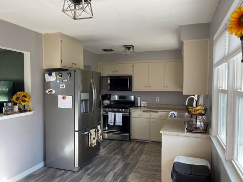 4468 65, Milwaukee WI 53220-3420 exterior