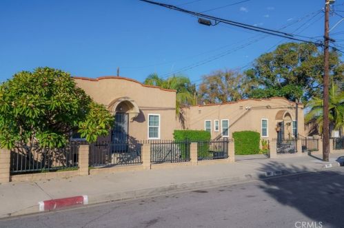 9827 Beach St, Bellflower CA  90706-5917 exterior