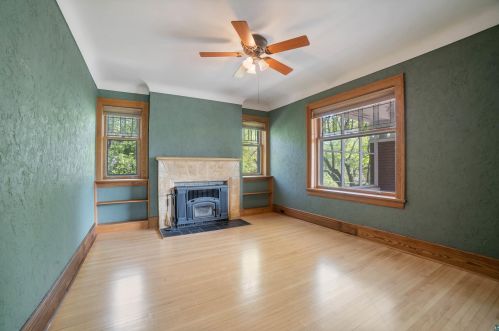 2127 Columbus Ave, Duluth MN 55803-2516 exterior