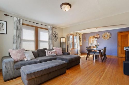 1697 Chatsworth, Saint Paul MN 55113-6536 exterior