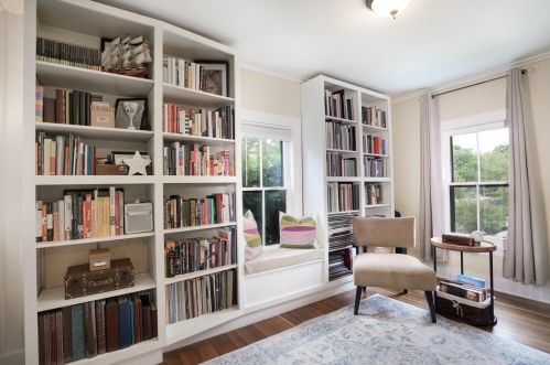 832 Elmwood St, Kalamazoo MI 49007-3236 exterior