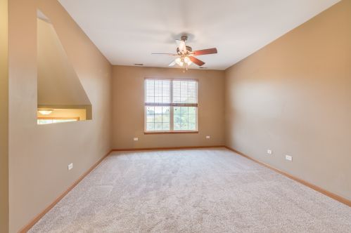 2314 Graystone Dr, Joliet IL 60431-8785 exterior