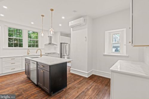 6424 City Ave, Philadelphia PA 19151-2410 exterior