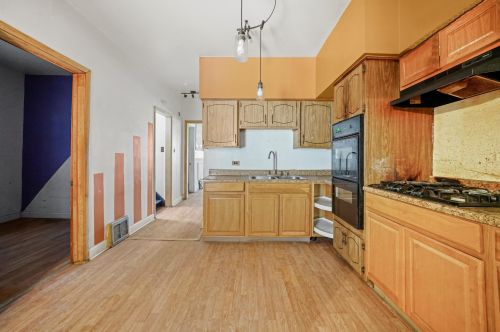 7250 Carpenter St, Chicago IL 60643-1525 exterior