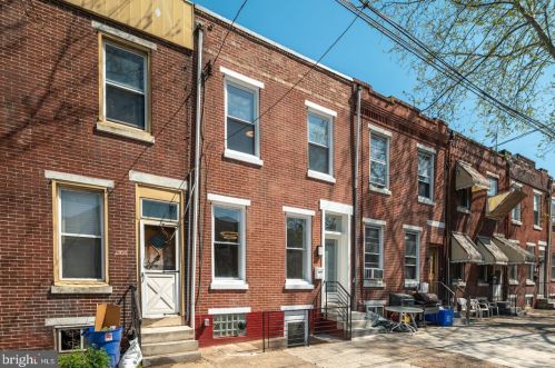 2833 Jackson St, Philadelphia PA  19145-2426 exterior