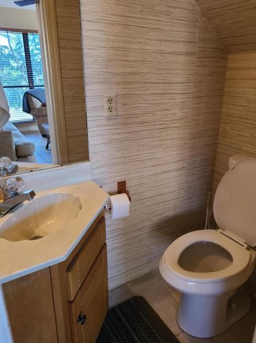 332 Hernando St, Fort Pierce FL 34949-3241 exterior