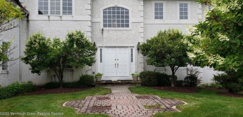 280 Aimee Dr, East Freehold, NJ 07728-9223