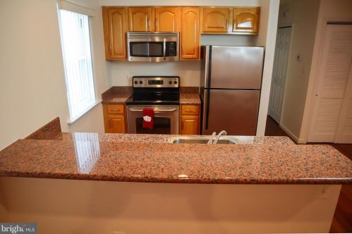 4929 Foote St, Washington, DC 20019-4747