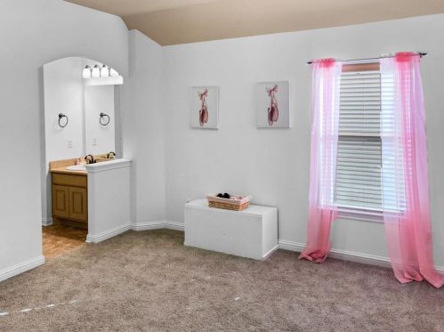 27426 Saddle Creek Ln, Fulshear TX 77441-1103 exterior