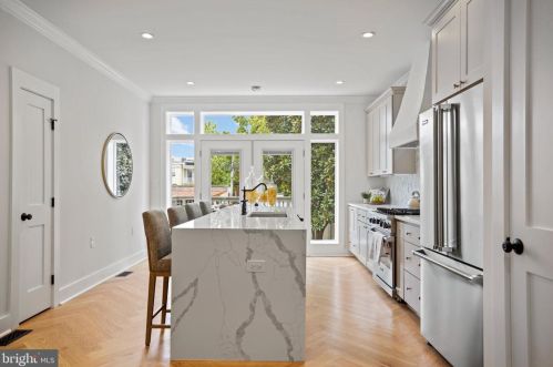 30 Adams St, Washington DC  20001-1026 exterior